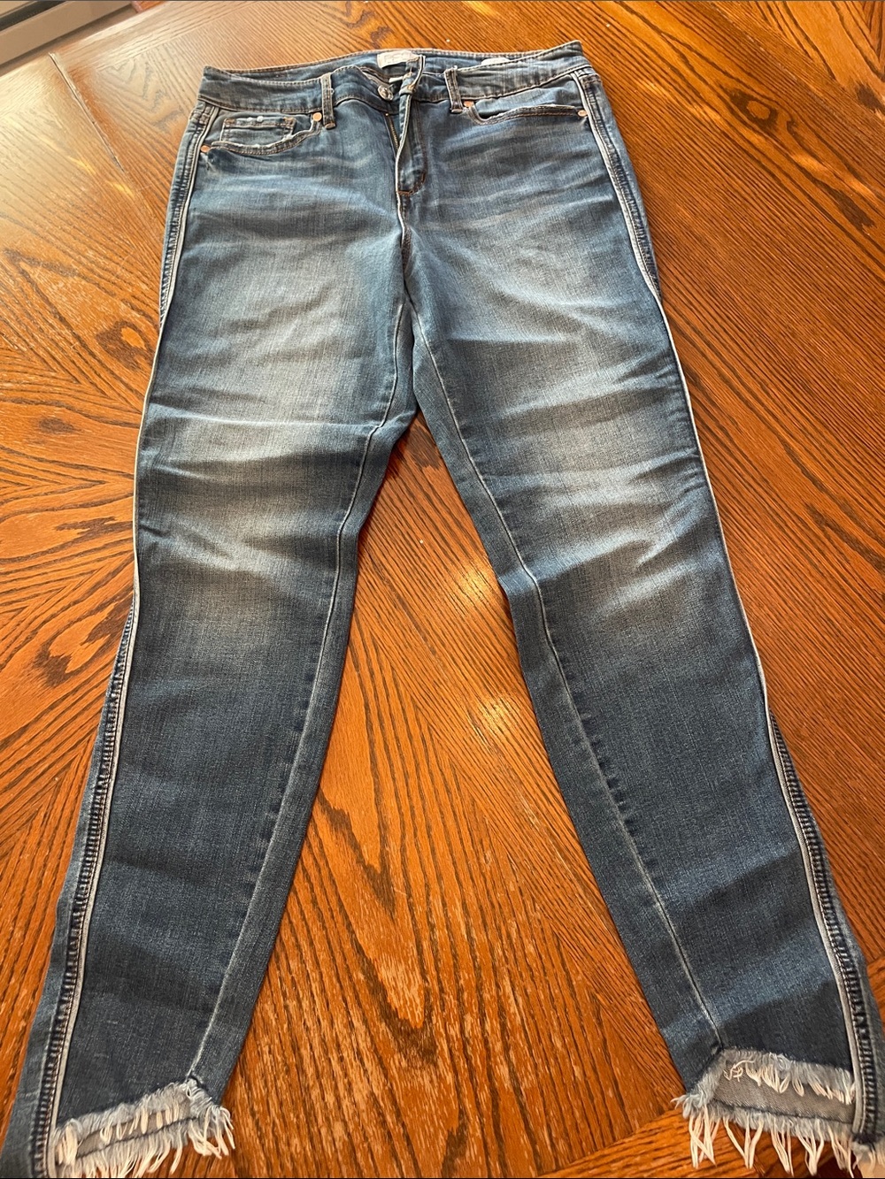 Women's Blue Frayed Hem Jeans Sofia